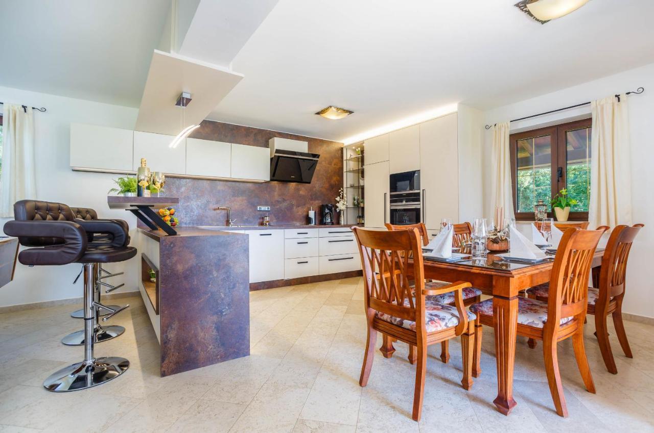 Villa Kamenica Kras Екстер'єр фото