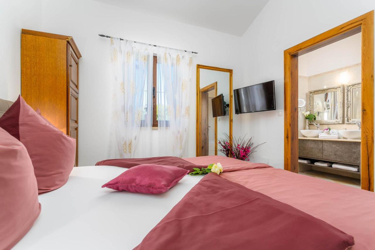 Villa Kamenica Kras Екстер'єр фото
