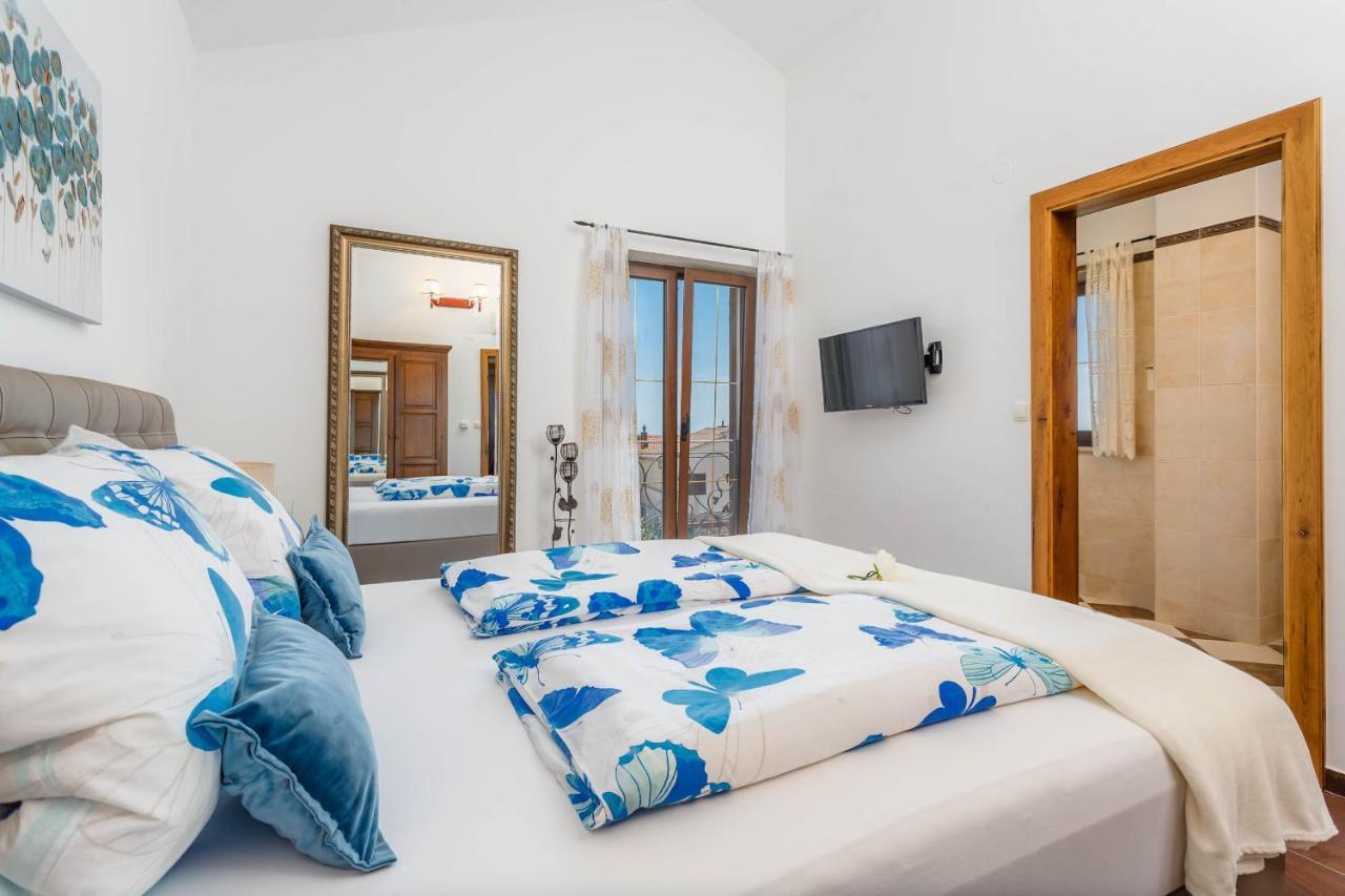 Villa Kamenica Kras Екстер'єр фото